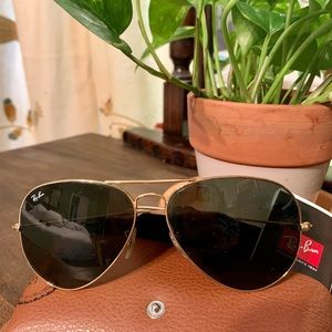 Aviator Ray Ban Sunglasses gold frame